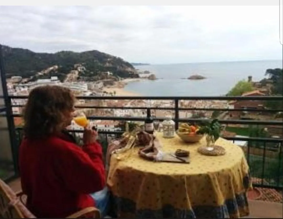 아파트 Paradis Tossa 또사데마르